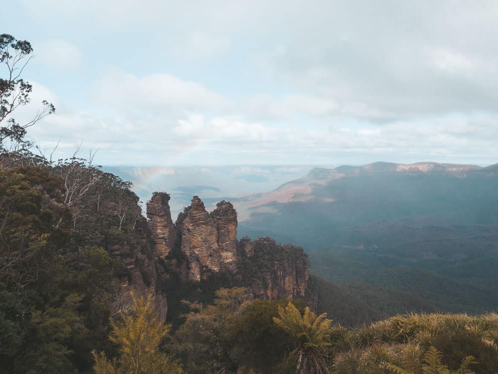 Three Sisters Blue Mountains - Romantic Weekend Getaways from Sydney for couples