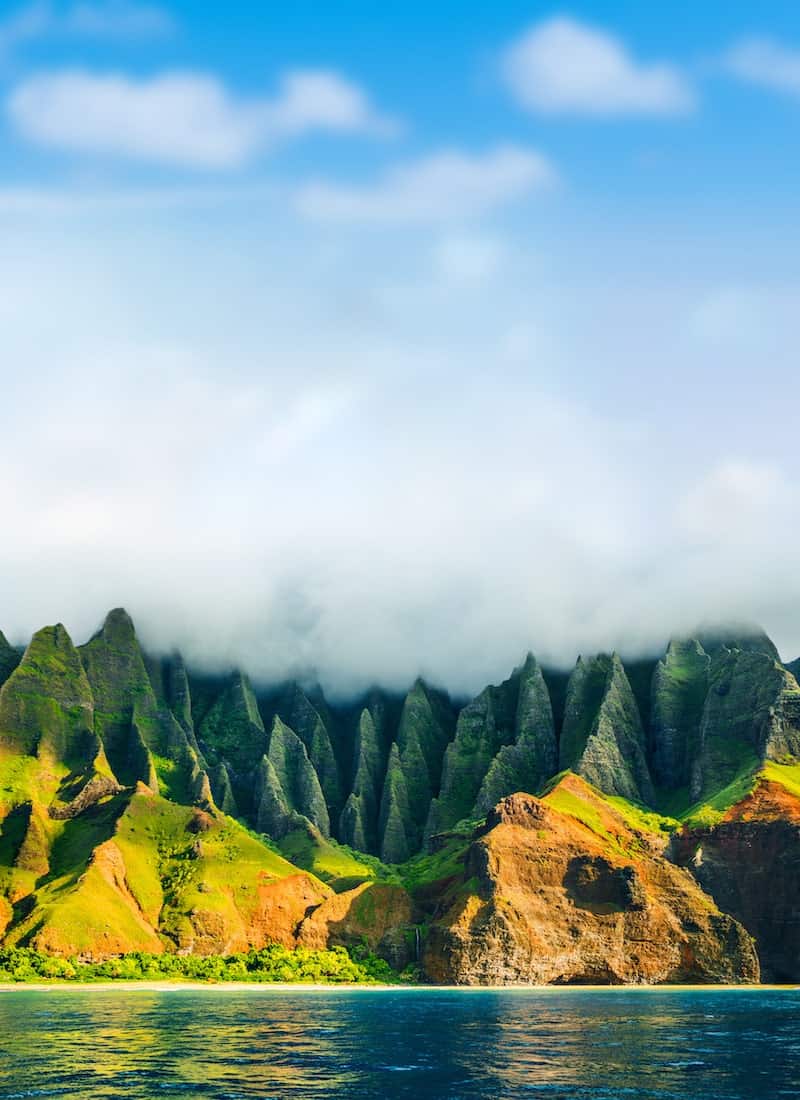 The Ultimate Hawaii Bucket List: 85 Epic Things To Do in Hawaii